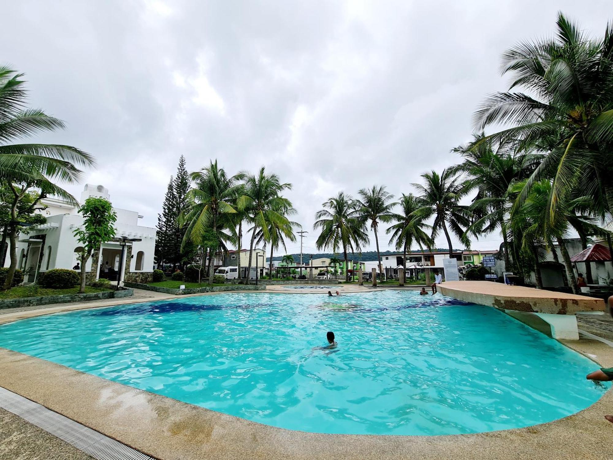 Calapan City Fully Furnished House Transient Near Xentromall L39 Exteriér fotografie