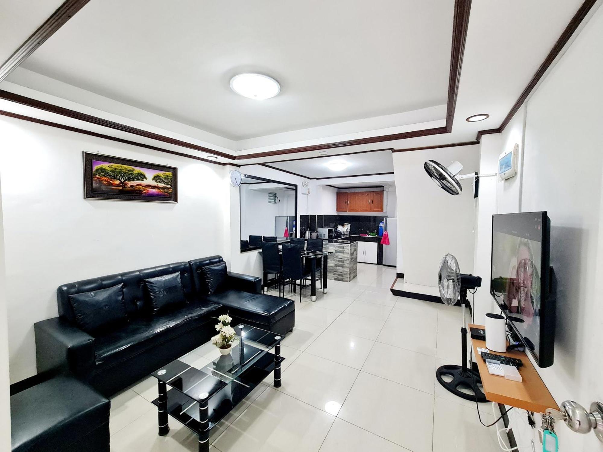 Calapan City Fully Furnished House Transient Near Xentromall L39 Exteriér fotografie